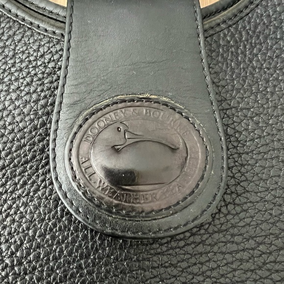 Dooney & Bourke Black Purse Shoulder Bag Pebbled Leather - Picture 2 of 5